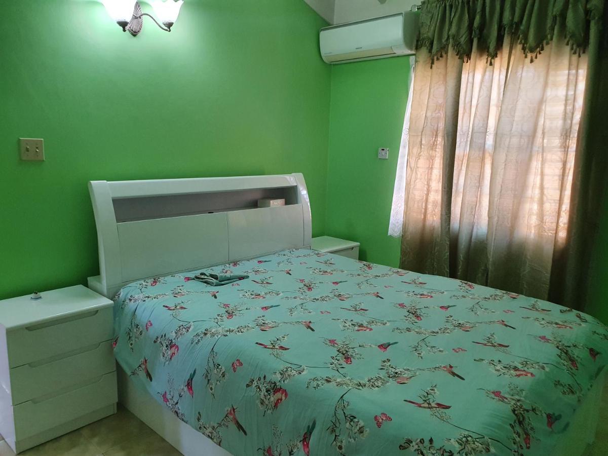 B&B Sunshine Фалмът Екстериор снимка